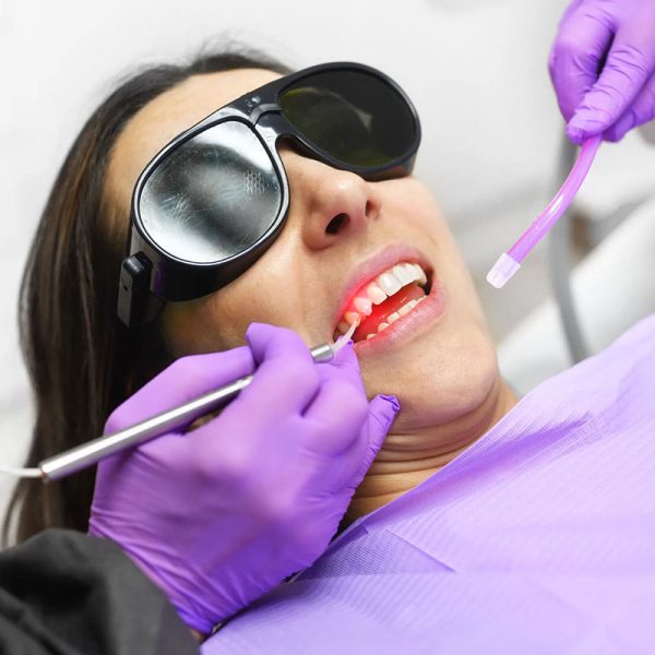 Tratamente dentare cu laser Alor